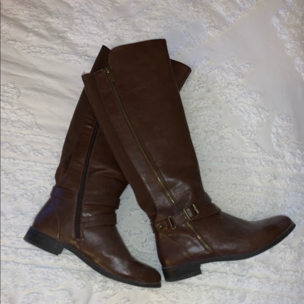 Tall Knee Length Brown Boots - Picture 2 of 4